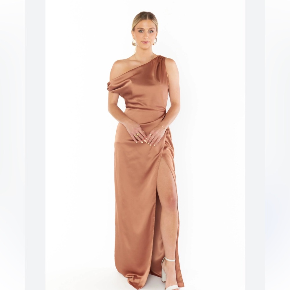 Social Toffee Dress - Picture 1 of 7